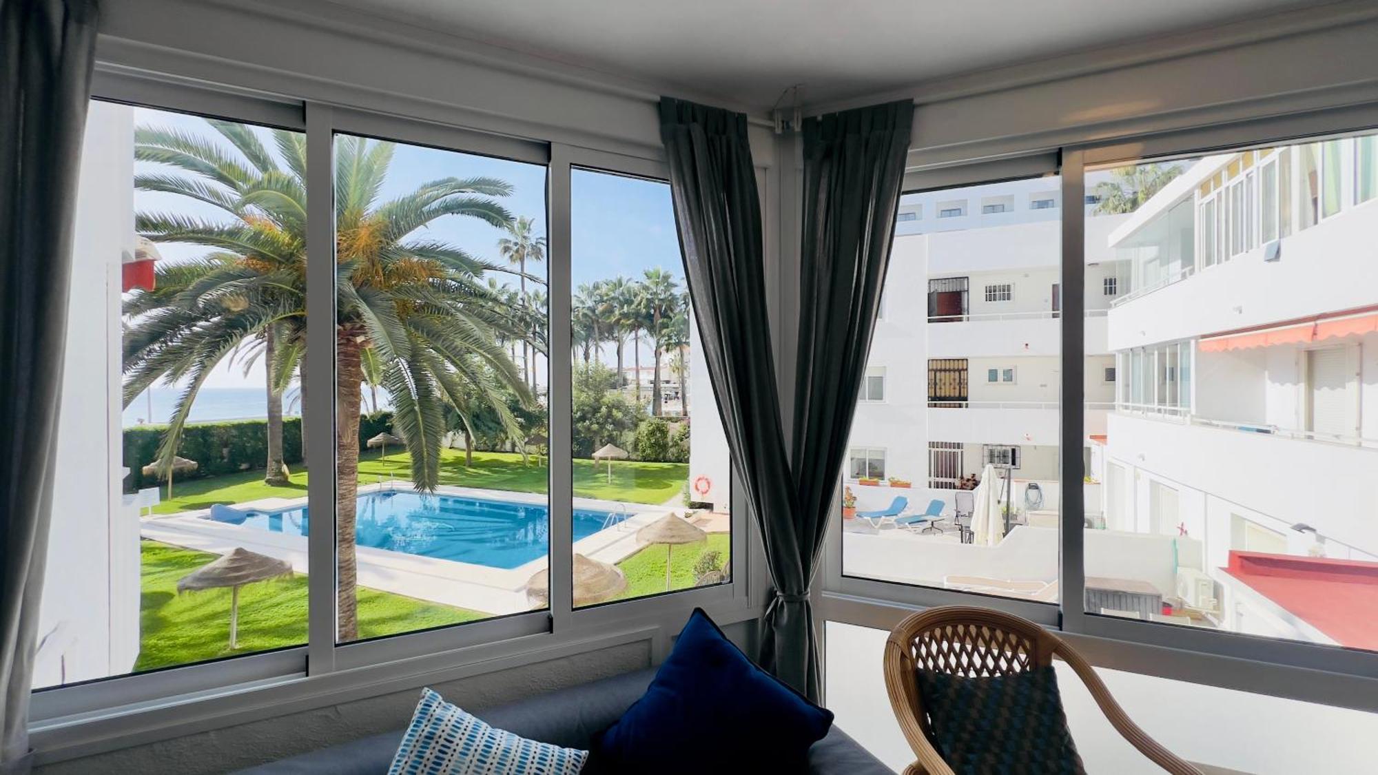 Torresol Sea View Apartman Nerja Kültér fotó
